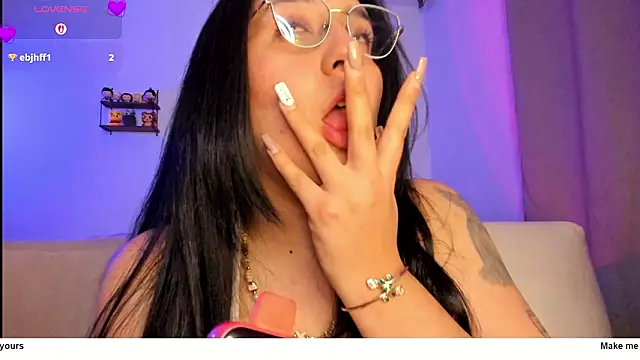 Snapshot of tellmemaddie chatting on February 2026 11:15:02 PM tellmemaddie online show from February 2026 11:15:02 PM