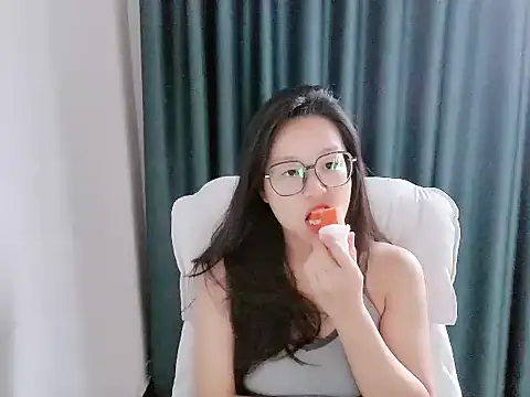 Snapshot of guai00 chatting on October 2025 01:46:01 AM guai00 online show from October 2025 01:46:01 AM