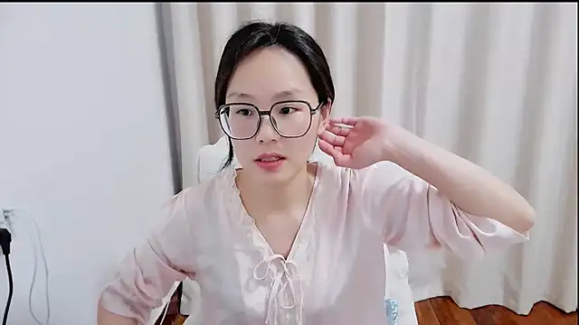 guai00 online show from March 2026 02:17:02 PM