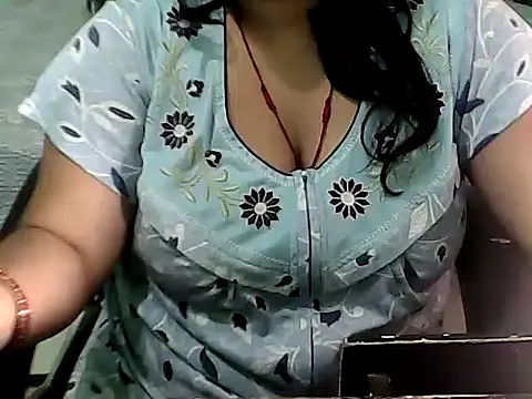 BABITA KUMARII online show from April 2026 05:14:02 PM