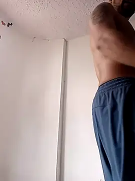 LucasGaeel online show from October 2025 07:27:02 PM