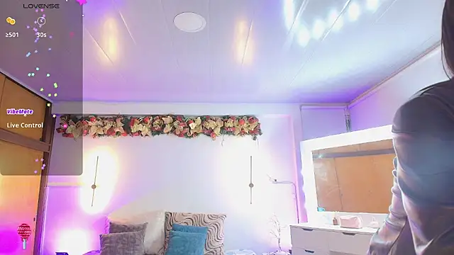 kloe28 online show from January 2026 03:31:01 AM