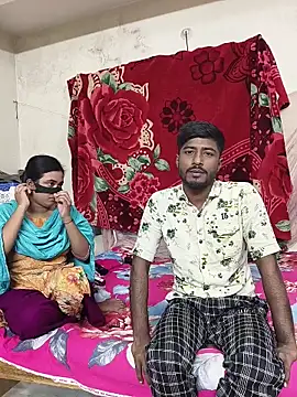 Love Queen11 online show from January 2026 04:44:01 PM