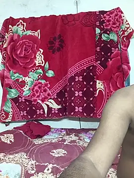 Love Queen11 online show from April 2026 03:58:01 PM