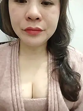 Girl Shy2000 online show from February 2026 03:40:02 PM