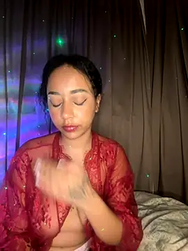 Snapshot of DarkFantisyxx chatting on October 2025 04:57:02 AM DarkFantisyxx online show from October 2025 04:57:02 AM