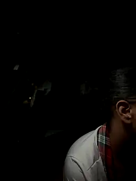 Snapshot of DarkFantisyxx chatting on October 2025 10:45:02 PM DarkFantisyxx online show from October 2025 10:45:02 PM