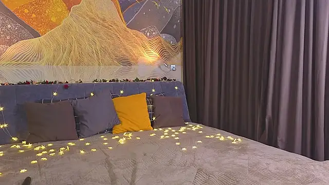 MilaYumi online show from March 2026 08:58:02 AM