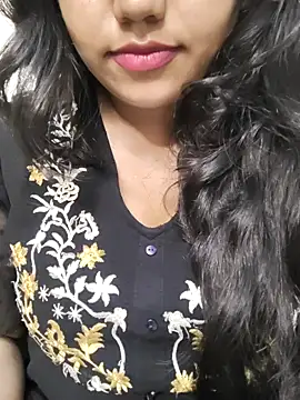 Snapshot of Miss_Rose__ chatting on October 2025 04:24:02 PM Miss Rose   online show from October 2025 04:24:02 PM
