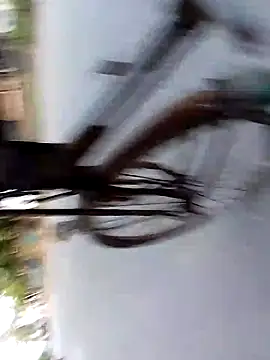 Snapshot of LesserUpset chatting on September 2025 12:16:01 AM LesserUpset online show from September 2025 12:16:01 AM