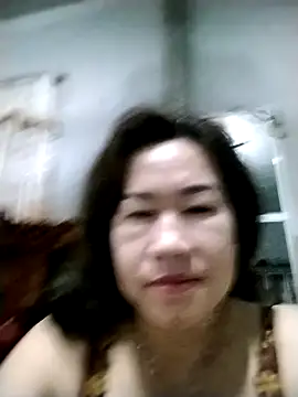 Snapshot of Tyty_xx chatting on October 2025 12:22:02 PM Tyty xx online show from October 2025 12:22:02 PM
