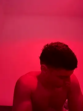 Snapshot of Gabrielrdsouza chatting on September 2025 08:23:02 PM Gabrielrdsouza online show from September 2025 08:23:02 PM