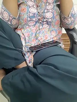 Minakshi 677 online show from September 2025 05:18:02 PM