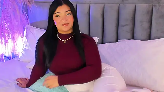 EmmaBlossom online show from November 2025 07:46:02 PM