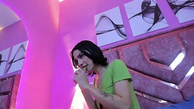 samantaa liov online show from November 2025 07:14:01 PM