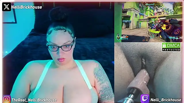 Snapshot of Nelli_Brickhouse chatting on July 2026 07:13:01 AM Nelli Brickhouse online show from July 2026 07:13:01 AM