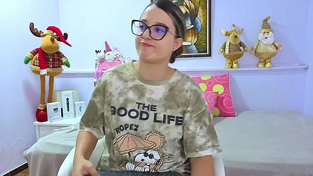 katiaa lovv online show from November 2025 12:27:01 PM