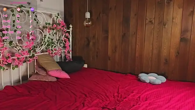 Snapshot of TawanaWalleck chatting on October 2025 06:41:02 PM TawanaWalleck online show from October 2025 06:41:02 PM