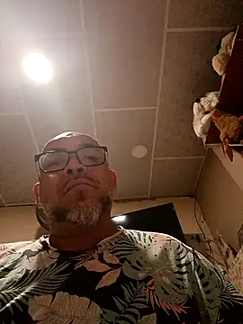 ANTHONYHOTT69 online show from January 2026 09:07:02 PM