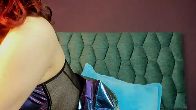 Snapshot of sophie_blaake chatting on February 2026 03:18:01 AM sophie blaake online show from February 2026 03:18:01 AM