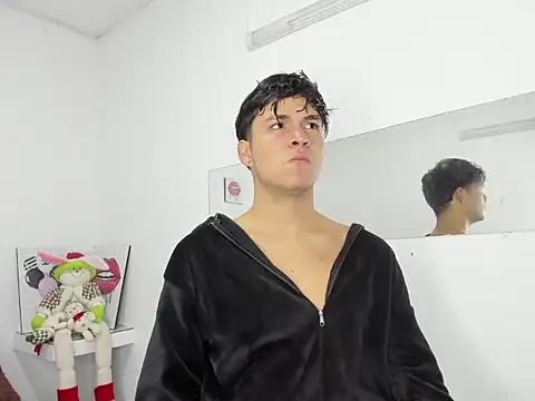 Aaron Foxxx online show from January 2026 01:06:02 PM