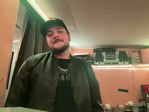 latenightguy online show from February 2026 09:08:02 AM