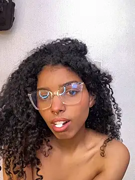 Lia Sin online show from December 2025 03:30:01 PM