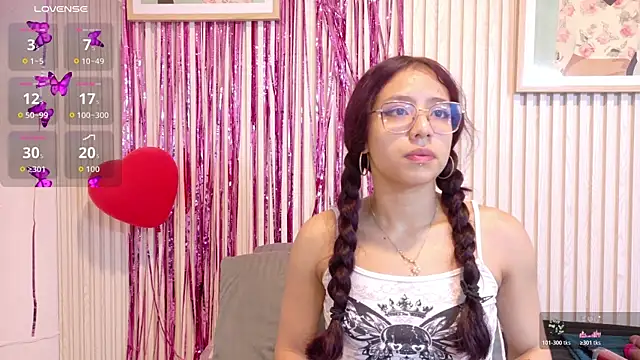 Abrilmirren online show from February 2026 11:20:02 AM