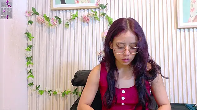 Abrilmirren online show from March 2026 11:15:01 AM