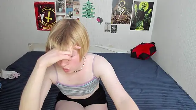Snapshot of Cattie_w_ chatting on June 2026 01:17:02 AM Cattie w online show from June 2026 01:17:02 AM