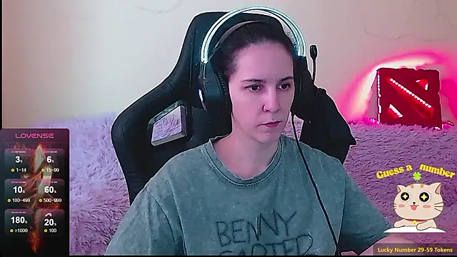 Snapshot of Irwi_Tomboy chatting on February 2026 01:34:01 PM Irwi Tomboy online show from February 2026 01:34:01 PM