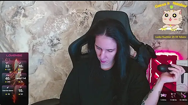 Snapshot of Irwi_Tomboy chatting on March 2026 01:04:02 PM Irwi Tomboy online show from March 2026 01:04:02 PM