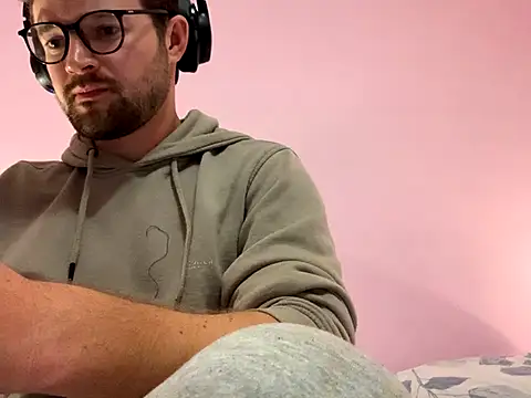 Jasonsnzuk online show from October 2025 08:53:02 PM