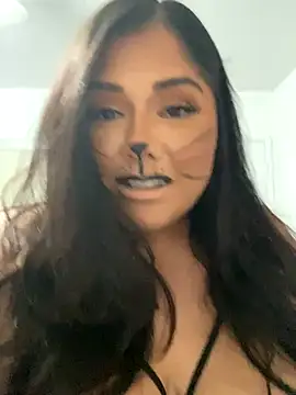 Snapshot of pmonie chatting on October 2025 09:15:01 AM pmonie online show from October 2025 09:15:01 AM