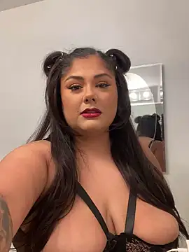 Snapshot of pmonie chatting on October 2025 04:22:01 PM pmonie online show from October 2025 04:22:01 PM