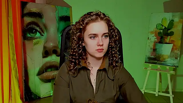 JuneWoods online show from April 2026 10:08:02 AM