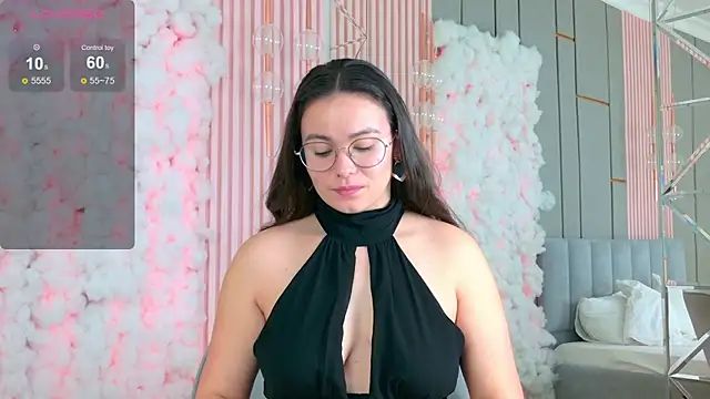 GabiBatista online show from November 2025 05:07:02 AM