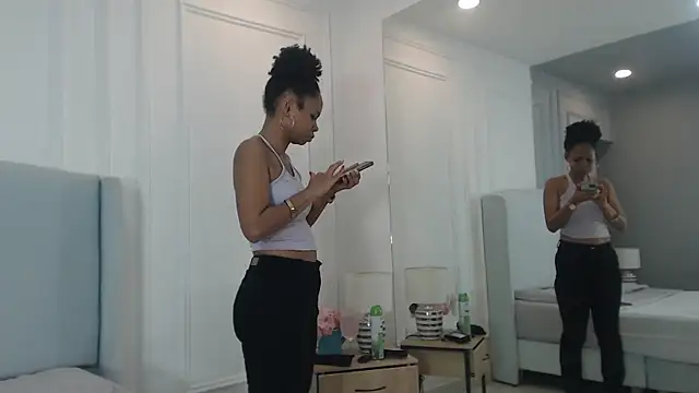 ChantalGarner online show from December 2025 01:07:01 PM