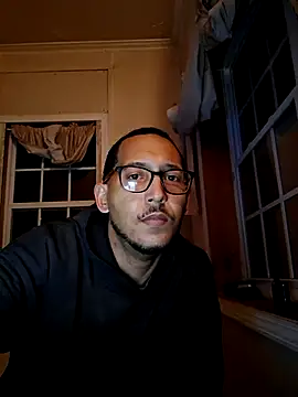 ThrowedWorldWide online show from November 2025 11:37:01 PM