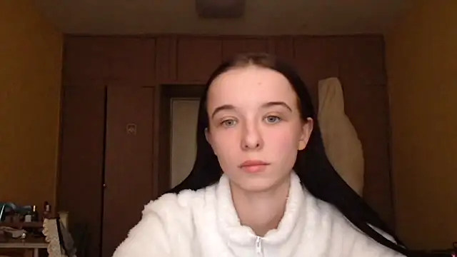 Emilia Light online show from February 2026 11:37:02 AM