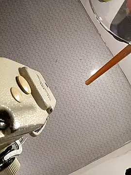 VANESSA  01 online show from November 2025 12:38:02 PM