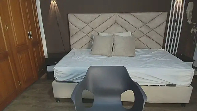 GabySweett  online show from October 2025 12:28:02 PM