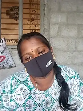 Tamil Hot Sandy online show from March 2026 05:33:02 AM