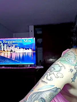 pinklajokr online show from November 2025 12:22:02 AM