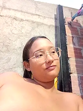 young dairy01 online show from November 2025 10:41:02 PM