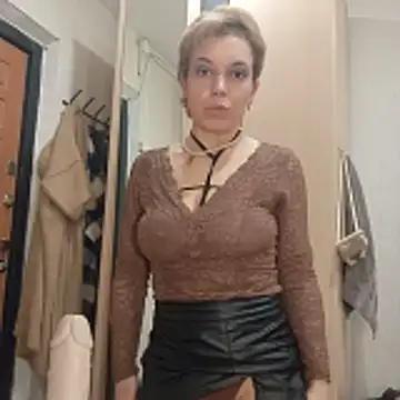 Conny Shellie online show from April 2026 01:52:02 AM