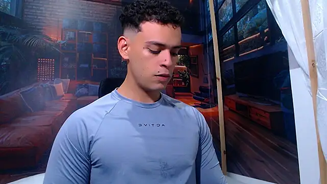 DominicBlazze online show from October 2025 07:14:01 PM