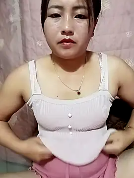 Snapshot of buddy-sexy chatting on May 2026 12:46:02 PM buddy-sexy online show from May 2026 12:46:02 PM