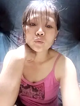 bree-zz online show from March 2026 12:42:02 PM