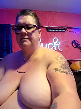 violentviolet68 online show from May 2026 11:35:02 PM
